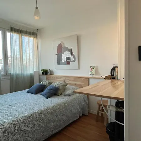 Apartment Hopitaux *